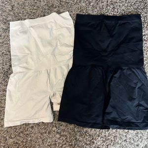 2 pairs of BLANQI maternity belly support Girlshort